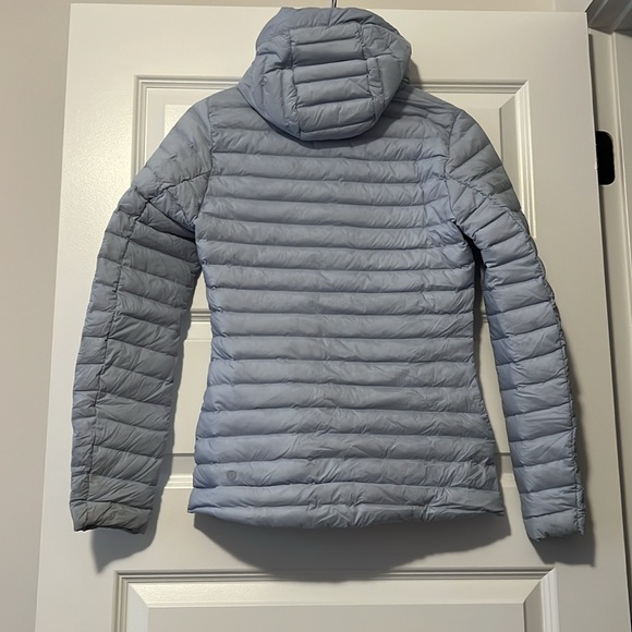 Lululemon Pack It Down Jacket - Picture 7 of 7